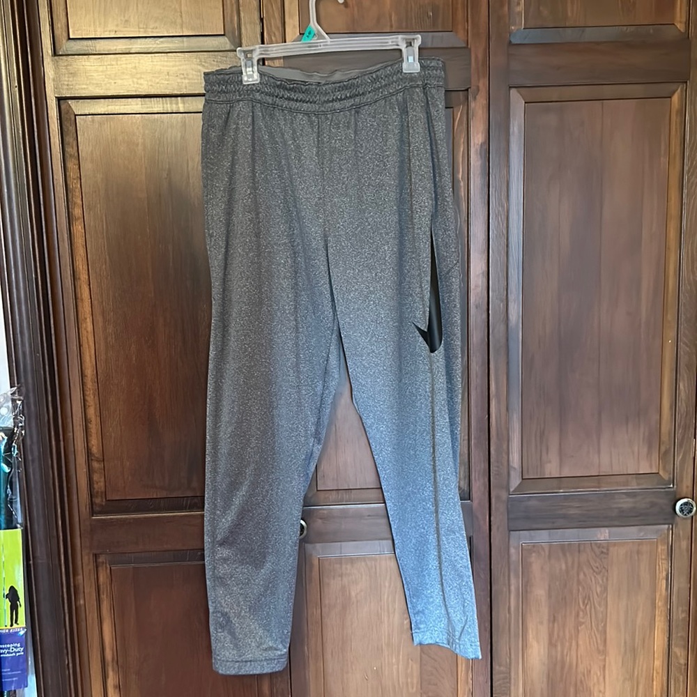 Men’s Nike, athletic pants, large